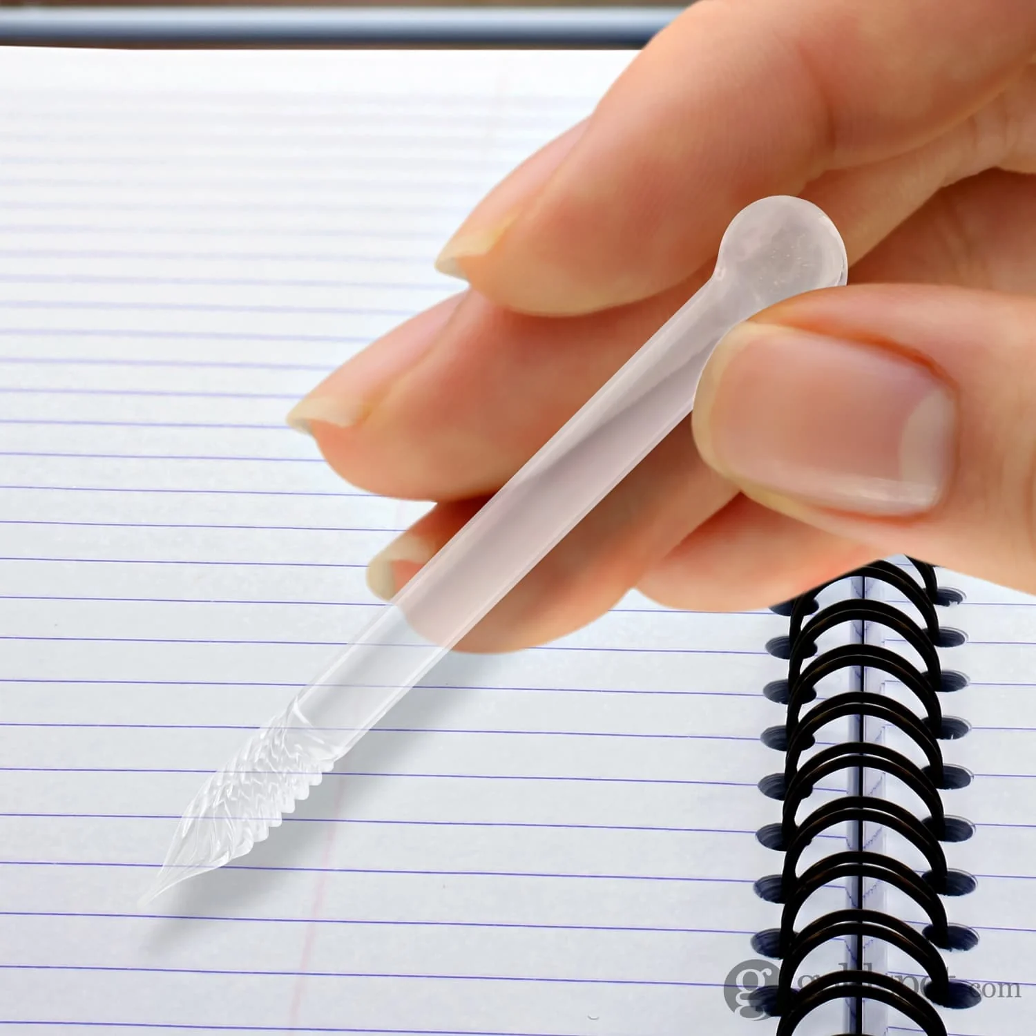 6348-dominant-industry-ink-muddler-glass-dip-pen-2.webp Dominant Industry Ink Muddler - Glass Dip Pen