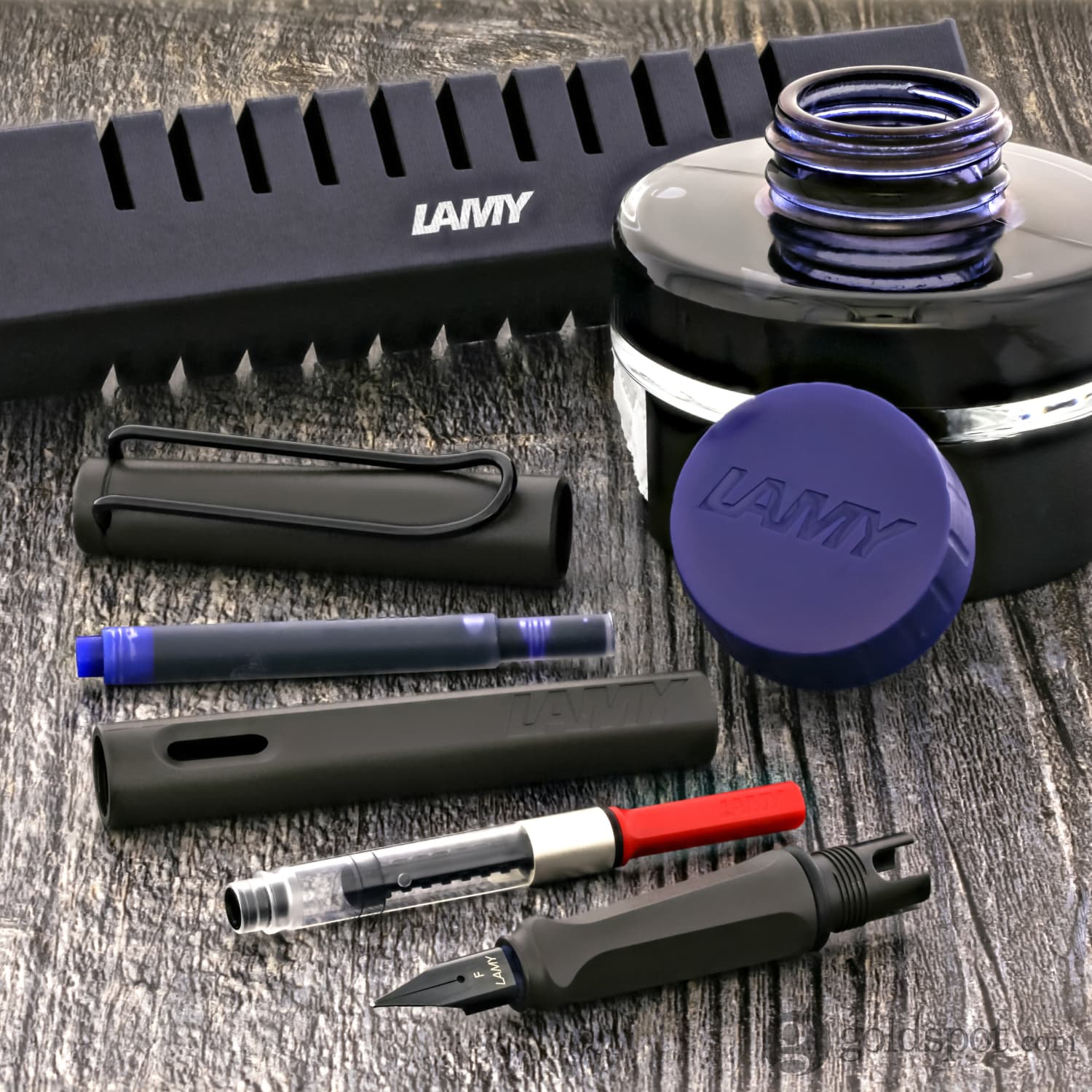 Lamy Safari Starter Fountain Pen and Ink Set in Charcoal Black - Fine Point