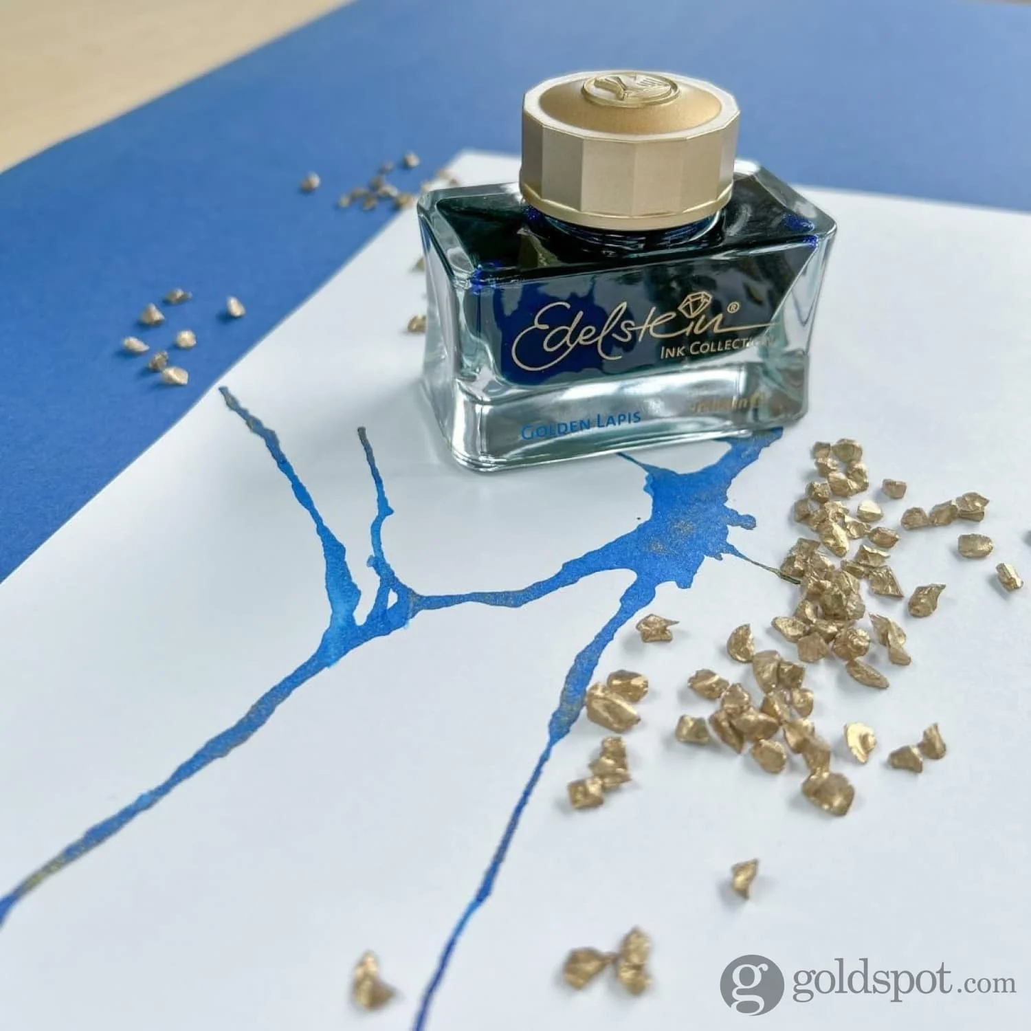 6489-pelikan-edelstein-golden-lapis-2024-ink-of-the-year-50ml-5.webp Pelikan Edelstein Golden Lapis 2024 Ink of the Year - 50ml