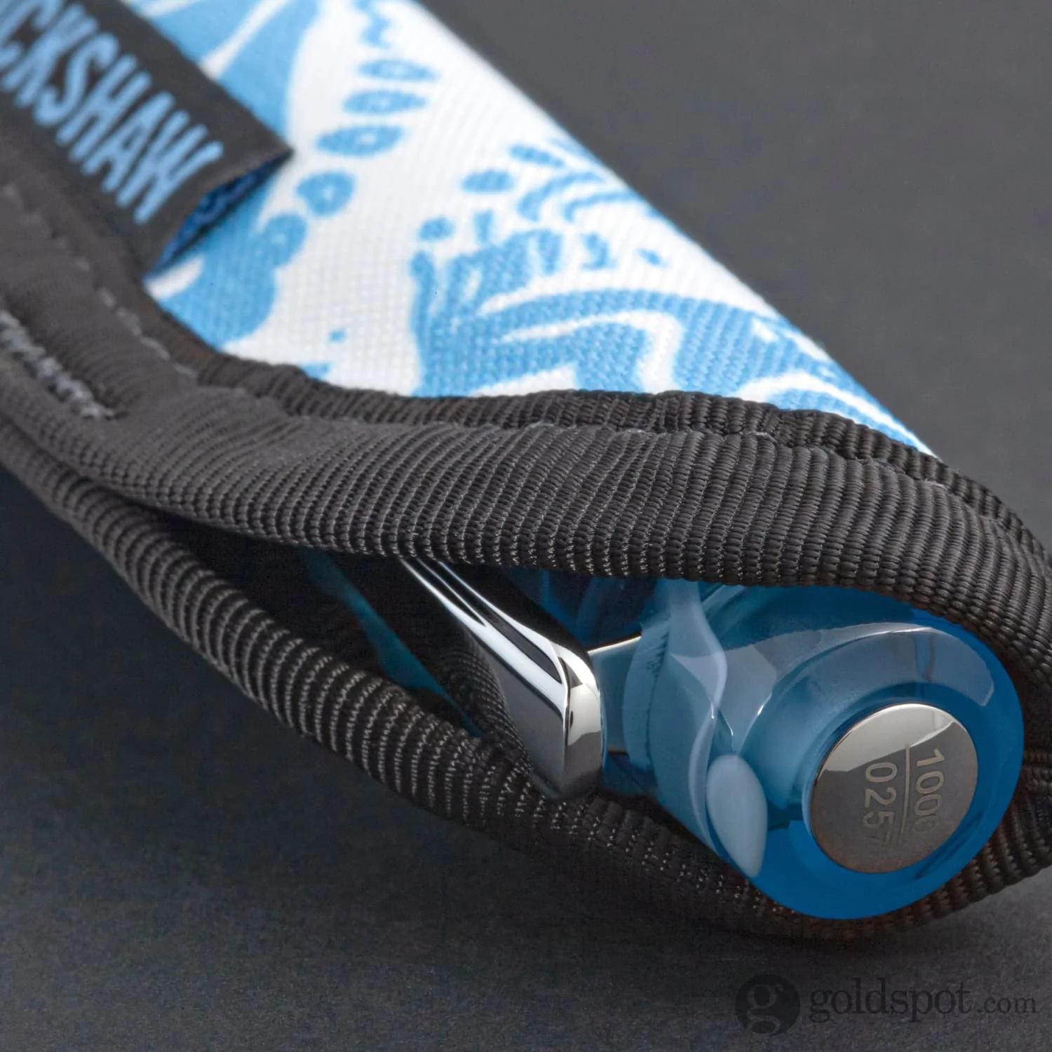 6735-rickshaw-bagworks-peter-pen-solo-pen-sleeve-in-ocean-blue-3.webp Rickshaw Bagworks Peter Pen Solo Pen Sleeve in Ocean Blue