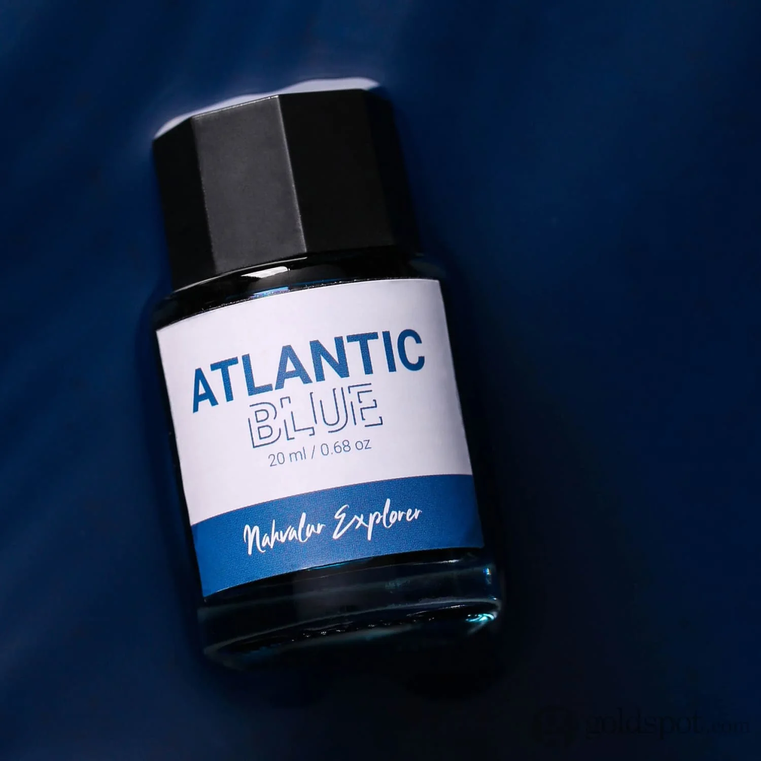 6911-nahvalur-explorer-bottled-ink-in-atlantic-blue-20ml-6.webp Nahvalur Explorer Bottled Ink in Atlantic Blue - 20mL