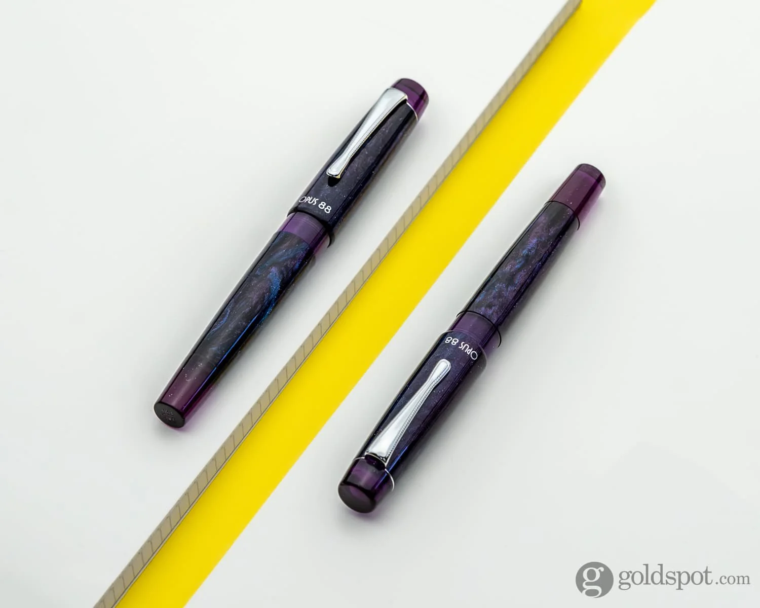 Opus 88 x Pendemic Minty Fountain Pen in Diamondcast