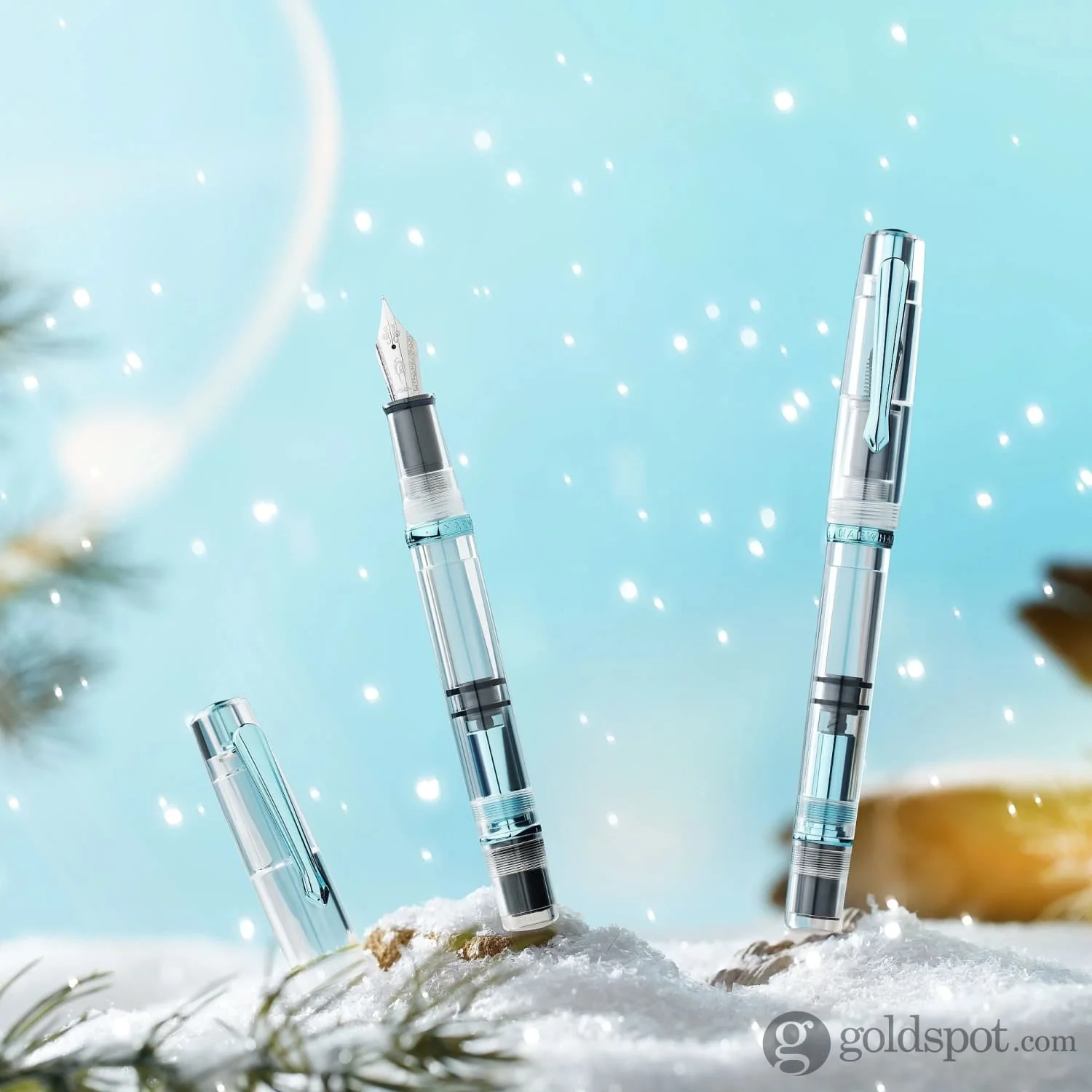 7186-nahvalur-narwhal-original-fountain-pen-in-winter-2.webp Nahvalur (Narwhal) Original Fountain Pen in Winter