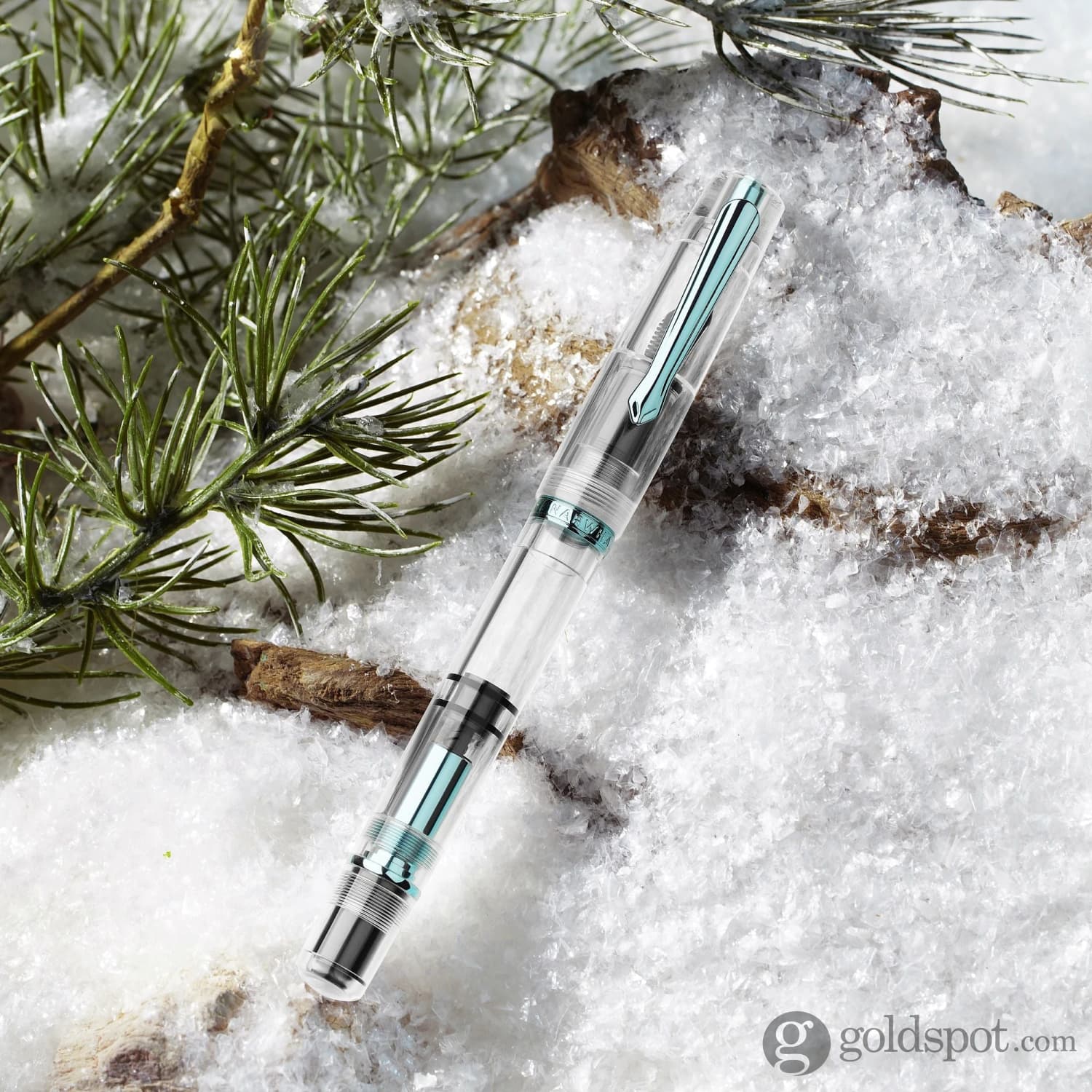 7186-nahvalur-narwhal-original-fountain-pen-in-winter-3.jpg Nahvalur (Narwhal) Original Fountain Pen in Winter