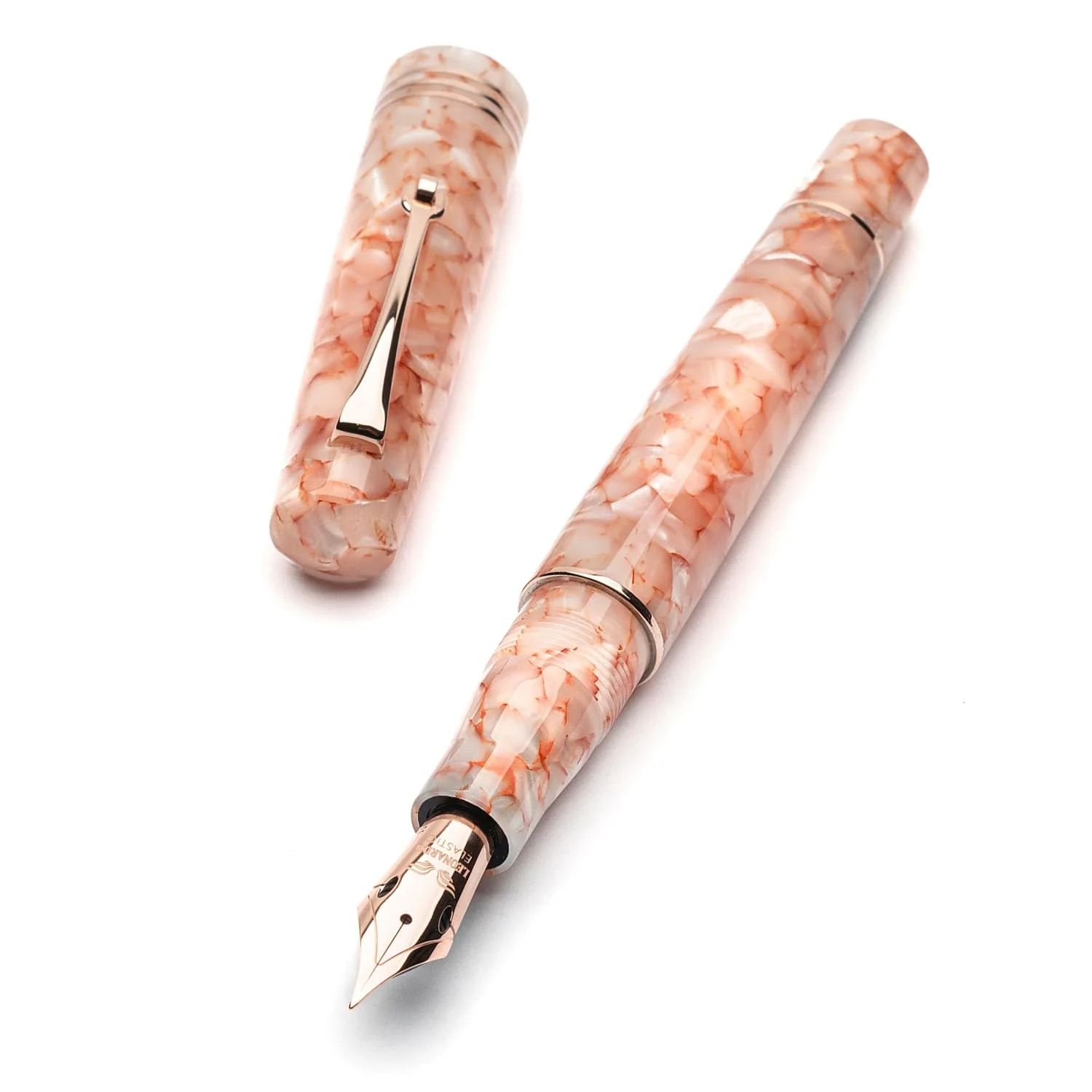7774-leonardo-momento-zero-fountain-pen-in-angel-skin-1.webp Leonardo Momento Zero Fountain Pen in Angel Skin