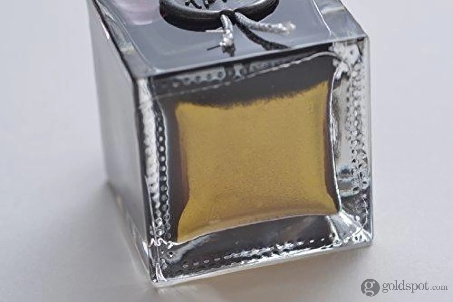 7814-j.-herbin-1670-stormy-grey-bottled-fountain-pen-ink-50-ml-3.webp J. Herbin 1670 Stormy Grey Bottled Fountain Pen Ink - 50 mL