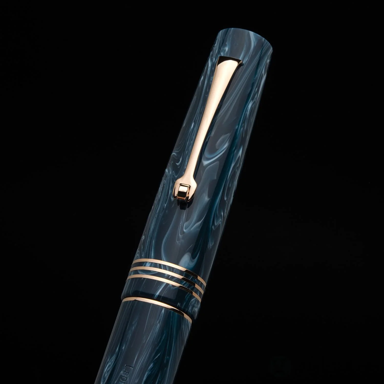 Leonardo Momento Zero Fountain Pen in Blue Positano 2021