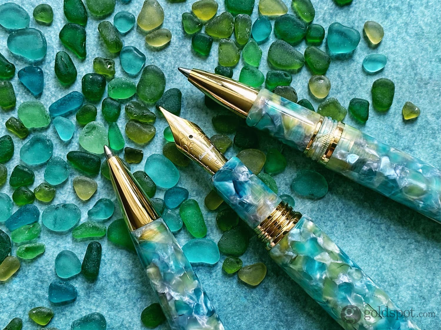 7933-esterbrook-estie-fountain-pen-in-sea-glass-3.jpg Esterbrook Estie Fountain Pen in Sea Glass