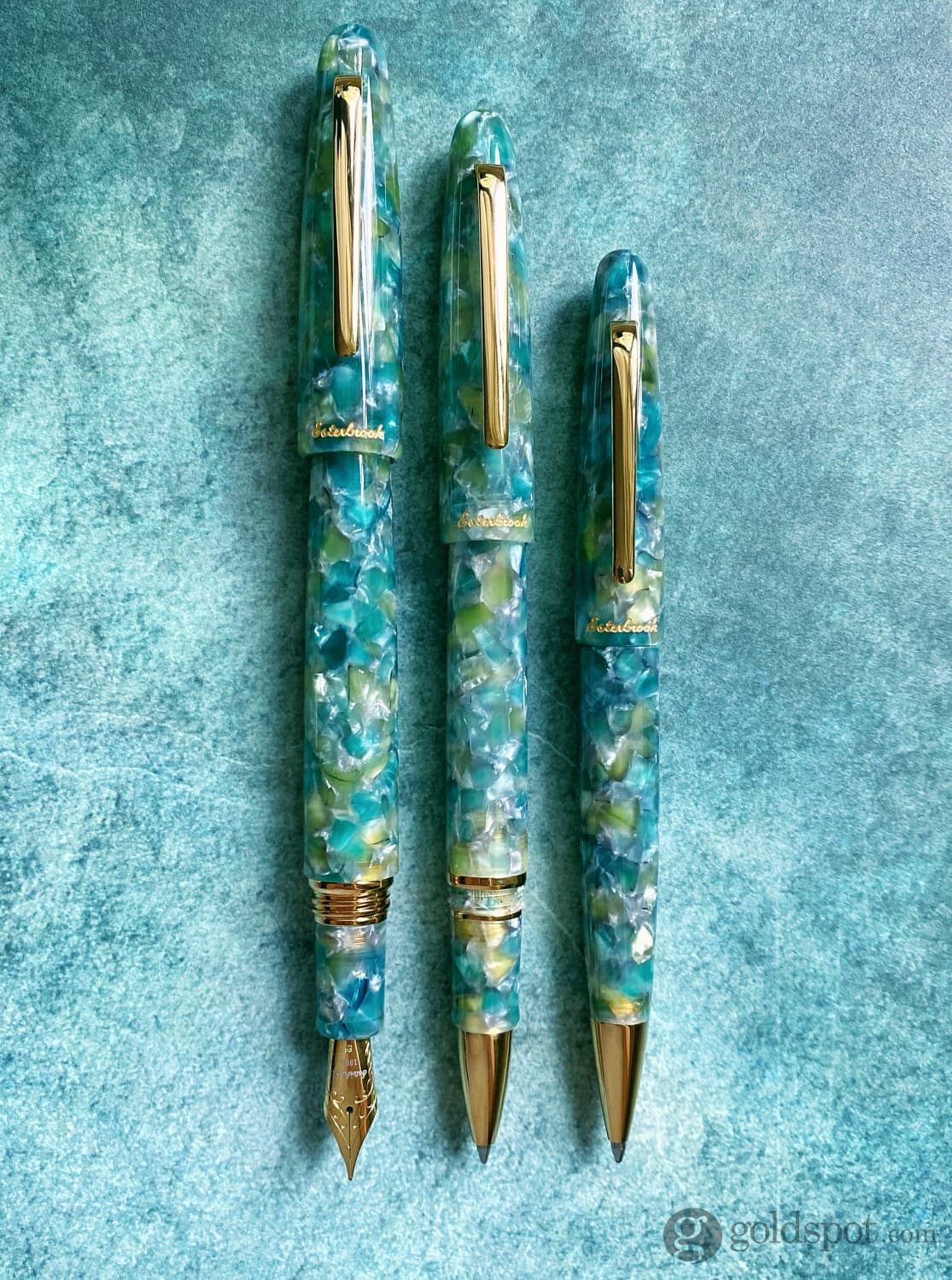 7933-esterbrook-estie-fountain-pen-in-sea-glass-4.jpg Esterbrook Estie Fountain Pen in Sea Glass