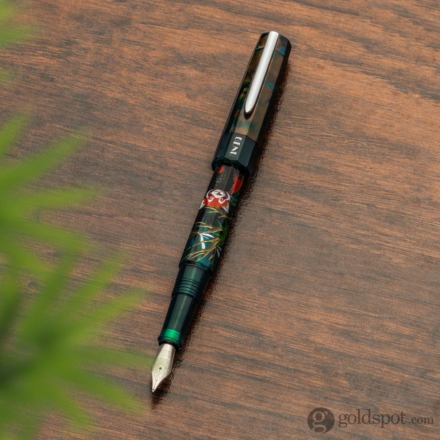 Benu Euphoria Handpainted Fountain Pen in Red Panda