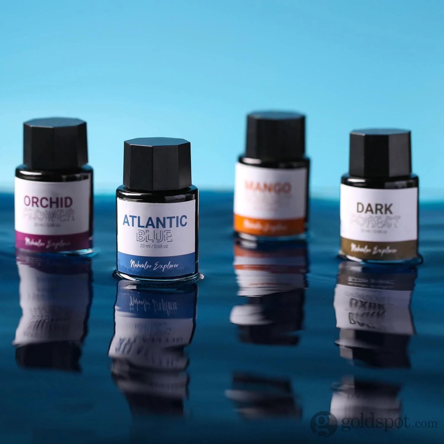 8019-nahvalur-explorer-bottled-ink-in-orchid-flower-20ml-8.webp Nahvalur Explorer Bottled Ink in Orchid Flower - 20mL