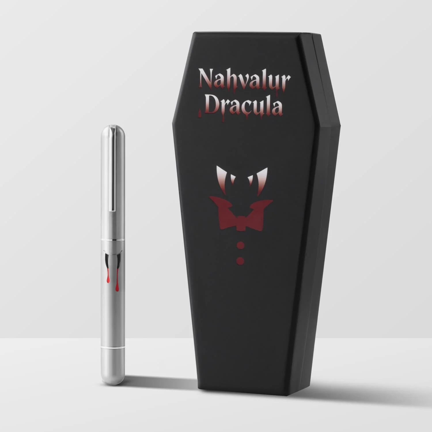 8031-nahvalur-nautilus-fountain-pen-in-dracula-limited-edition-1.webp Nahvalur Nautilus Fountain Pen in Dracula - Limited Edition