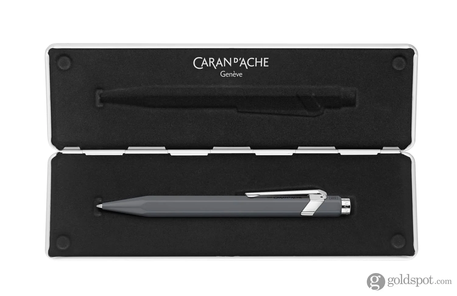 8146-caran-d-ache-849-rollerball-pen-in-grey-with-slimpack-5.webp Caran d'Ache 849 Rollerball Pen in Grey with Slimpack