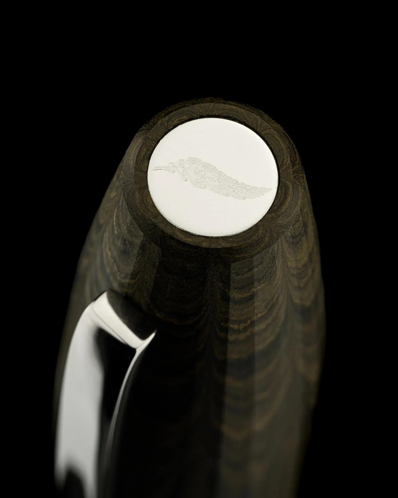 97-scribo-flow-fountain-pen-in-memoria-with-platinum-trim-11.webp Scribo Flow Fountain Pen in Memoria with Platinum Trim